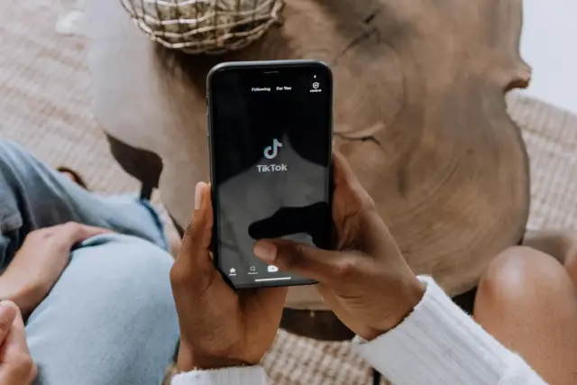 Tratamientos corporales efectivos: Masster Plus y TikTok
