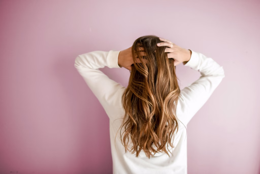 cabello extra largo y natural