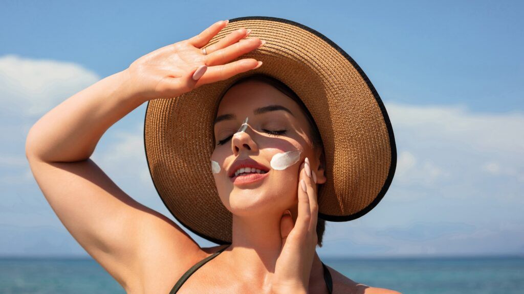 Protege tu piel contra la celulitis y el sol